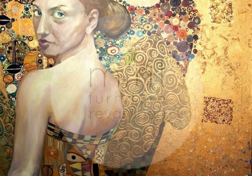 Beautiful Woman in Gold_Landscape.jpg