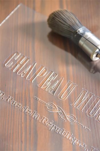 Stencil - Chapeau Musnier.jpg