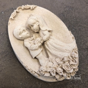 Children on Plaque WUB2149 7.7x5.4cm