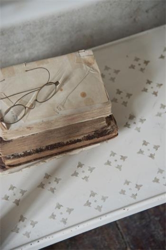 [700354] Stencil - Four-leaf clover.jpg