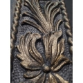 posh-chalk-gilding-wax-pale-gold~2.jpg